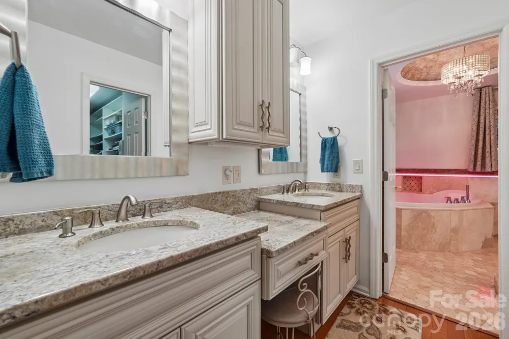 8463 Plantation Way Harrisburg, NC 28075