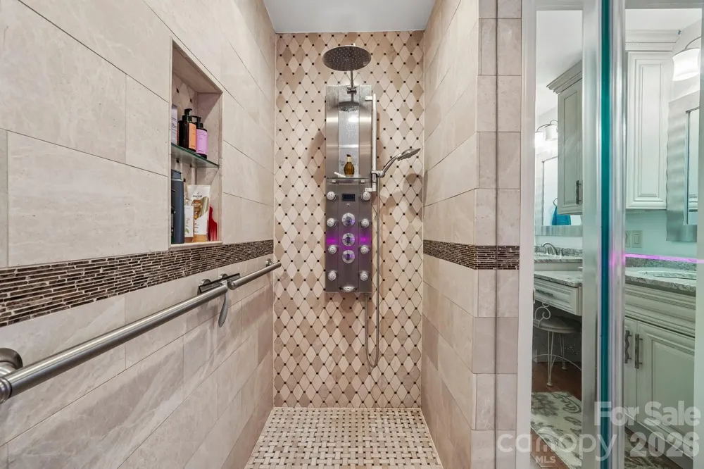 8463 Plantation Way Harrisburg, NC 28075