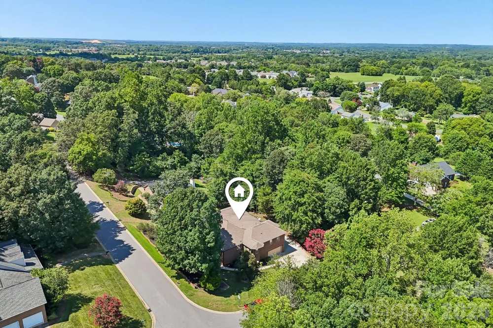 8463 Plantation Way Harrisburg, NC 28075