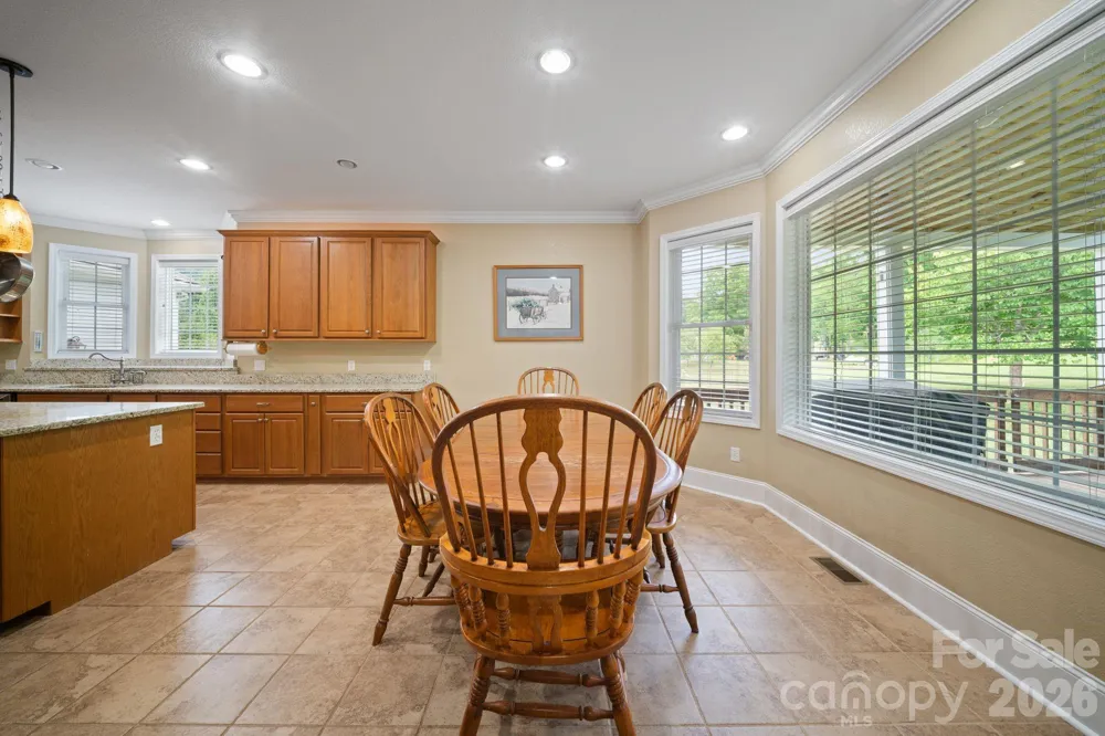 1372 & 1370 Barnardsville Highway Barnardsville, NC 28709
