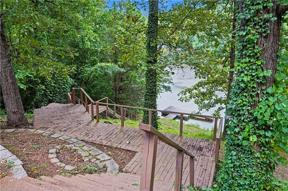 2188 Highway 36 E Jackson, GA 30233