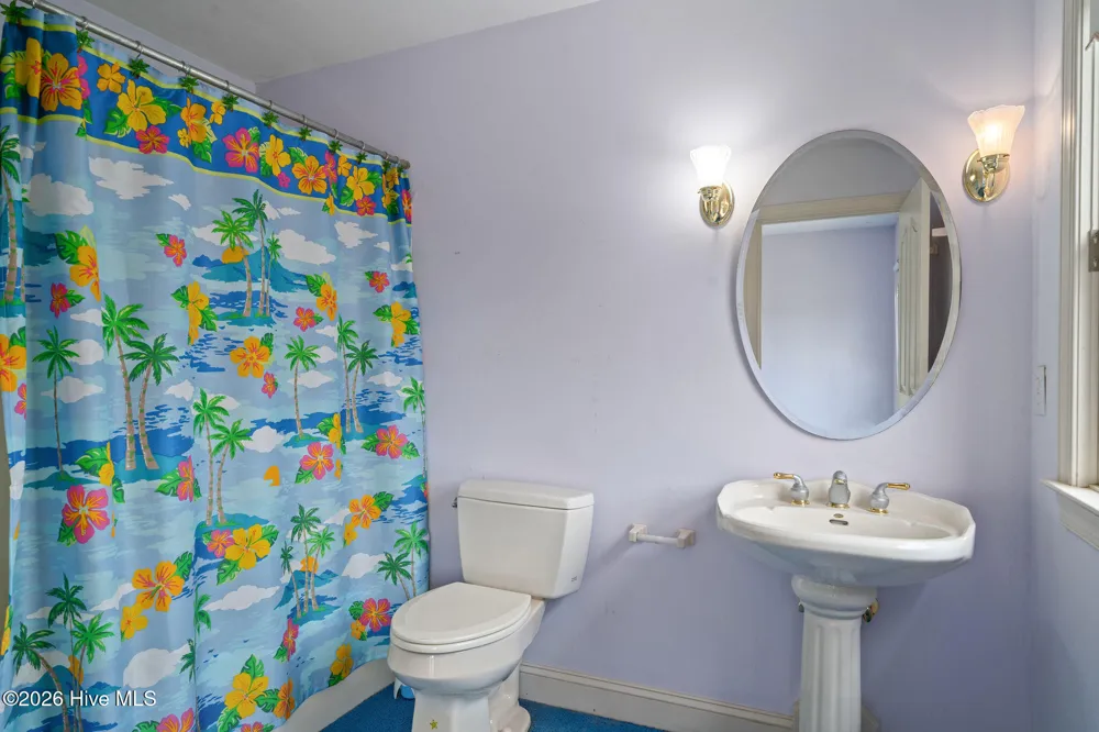 148 E Grandiflora Drive Wallace, NC 28466