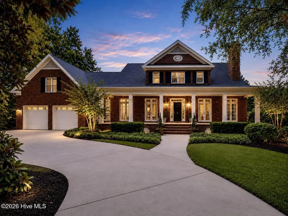 148 E Grandiflora Drive Wallace, NC 28466