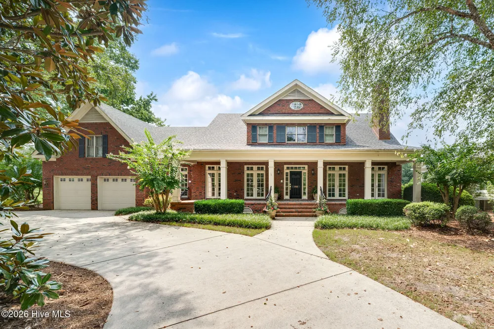 148 E Grandiflora Drive Wallace, NC 28466