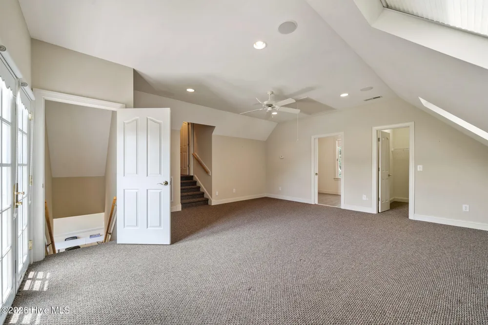 148 E Grandiflora Drive Wallace, NC 28466