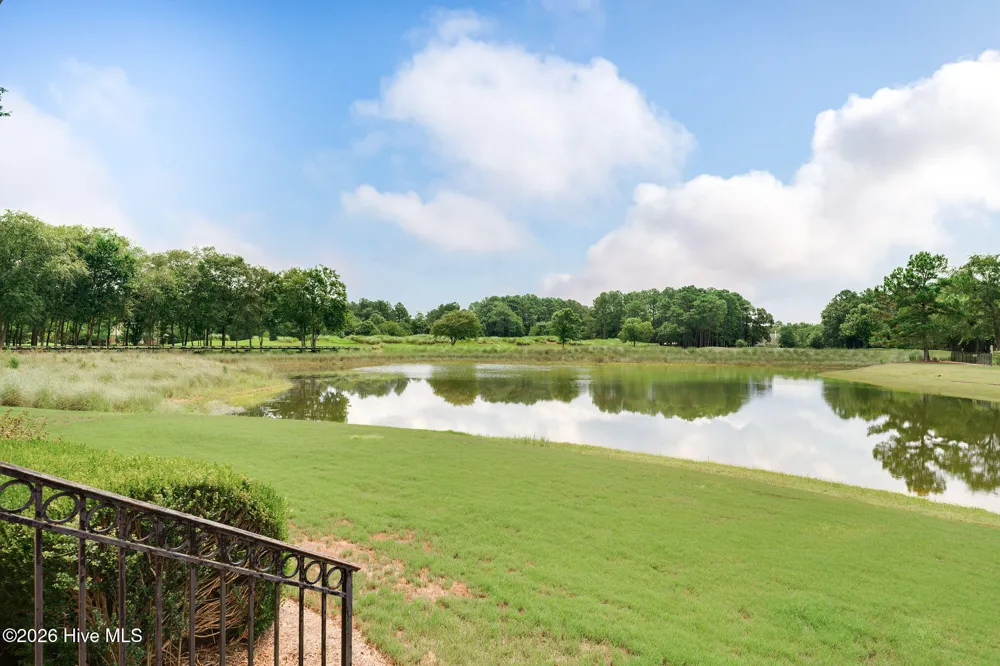 148 E Grandiflora Drive Wallace, NC 28466