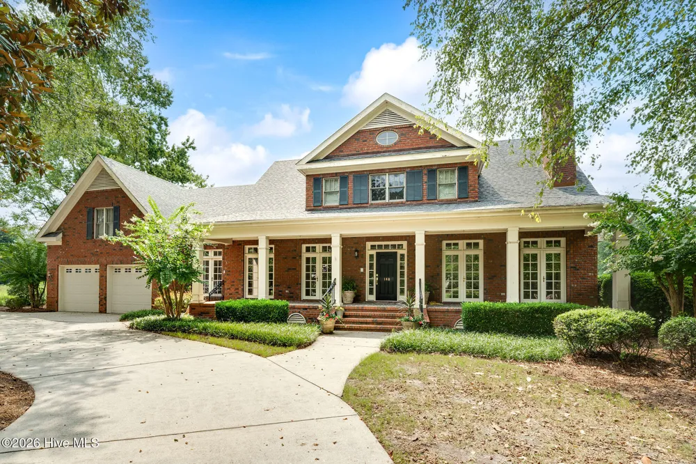 148 E Grandiflora Drive Wallace, NC 28466