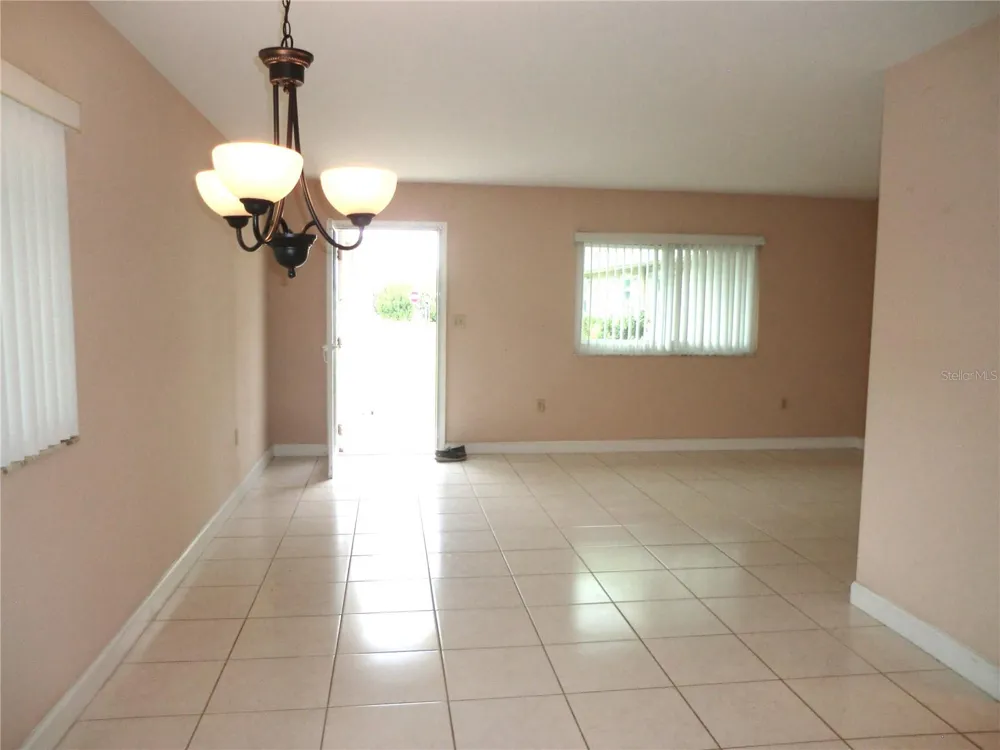 201 KINGS BOULEVARD #15 Sun City Center, FL 33573