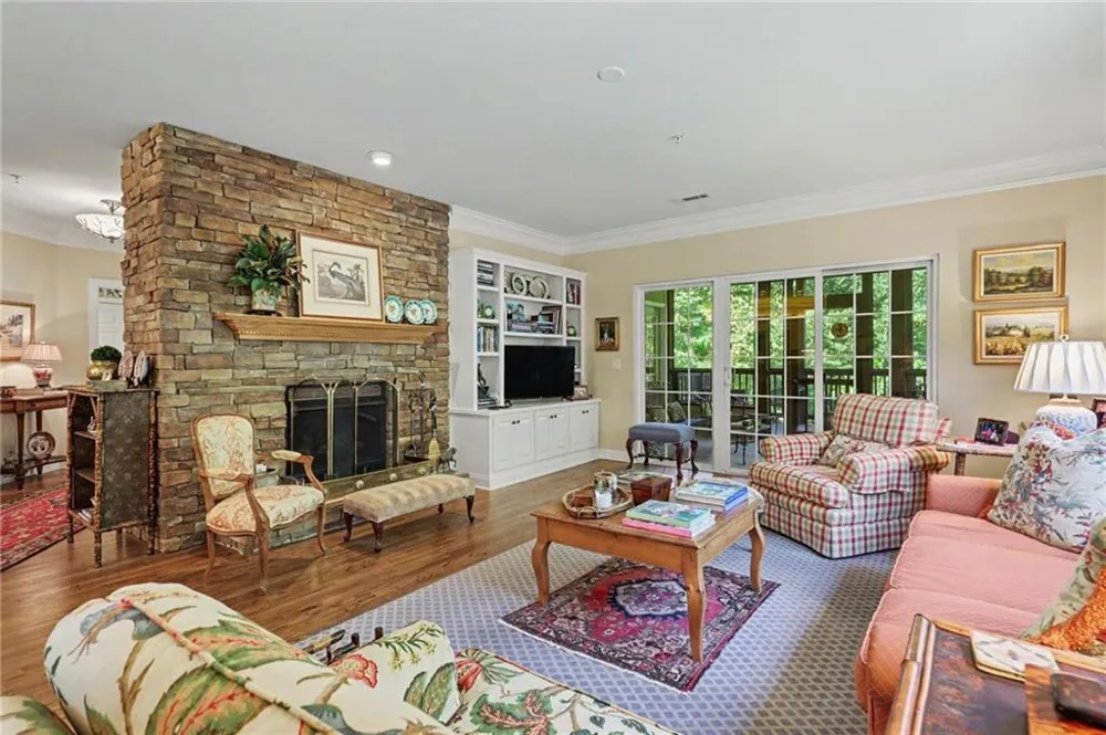 751 killearney Way Clayton, DC 20525