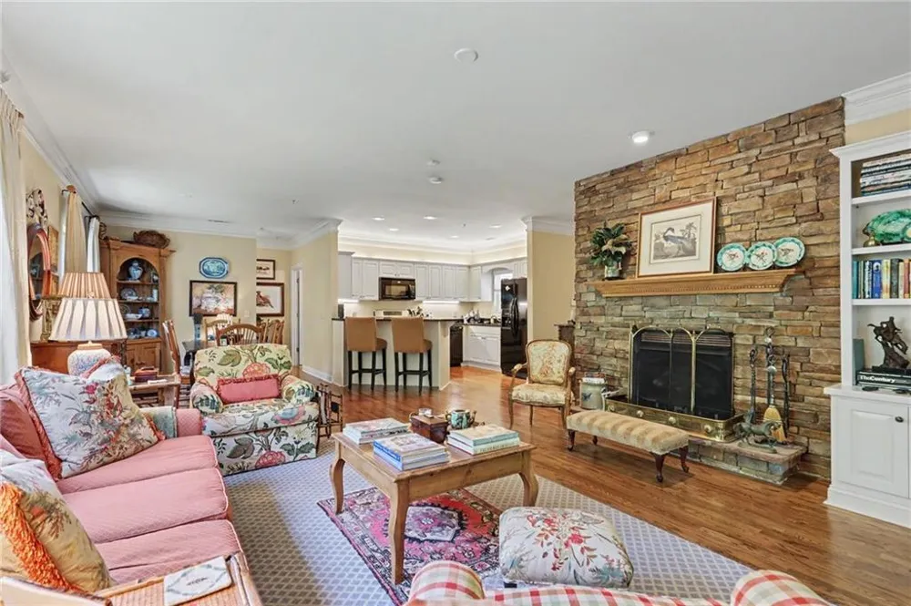 751 killearney Way Clayton, DC 20525