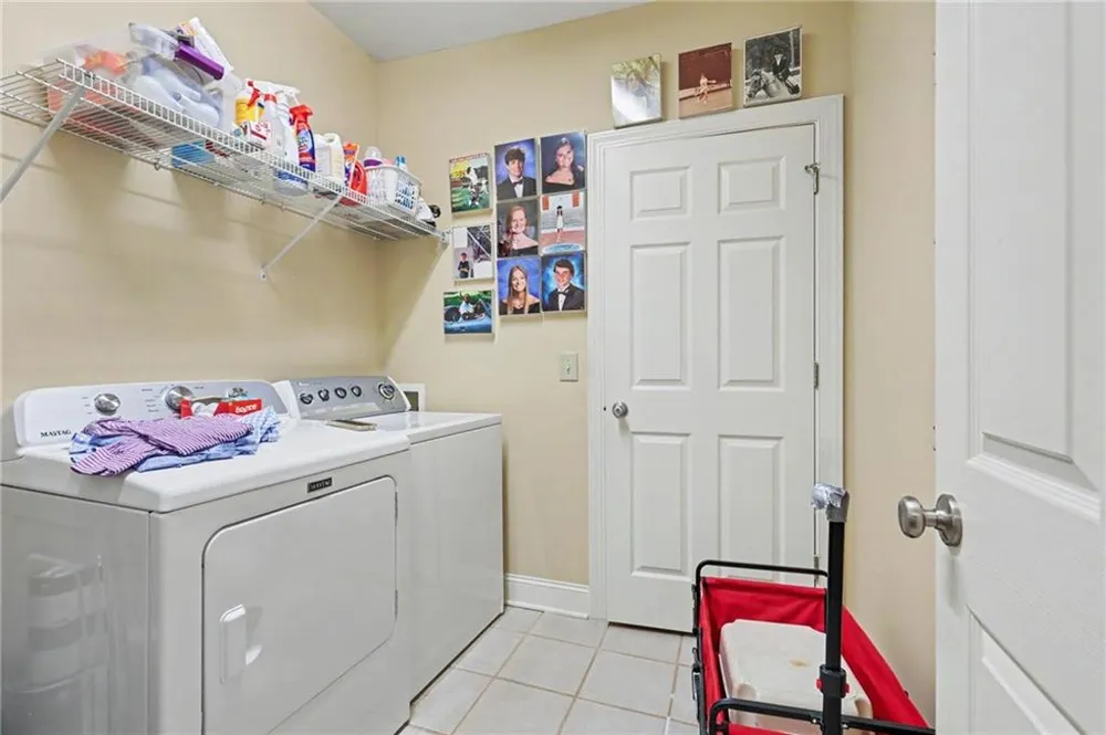 751 killearney Way Clayton, DC 20525