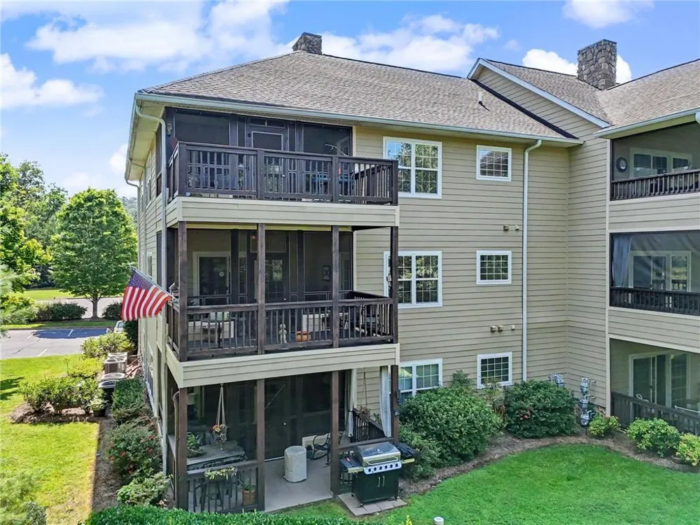 751 killearney Way Clayton, DC 20525