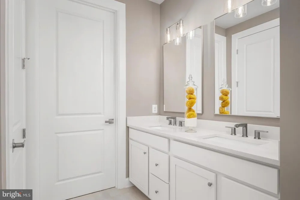 480 LEOPOLD COURT Huntingdon Valley, PA 19006