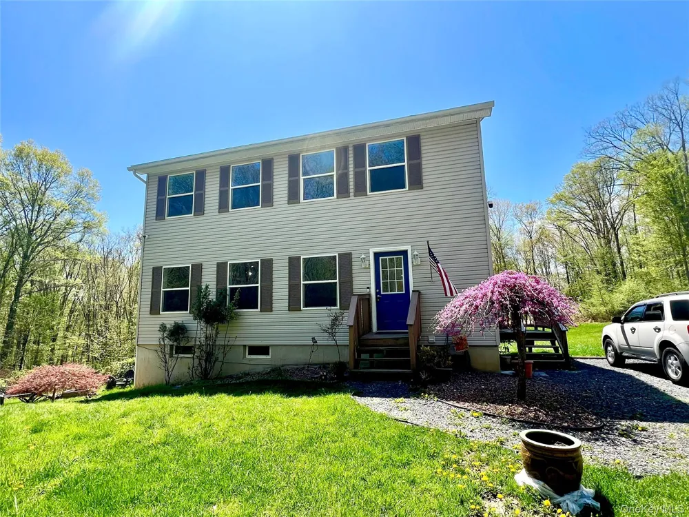 3222 New Prospect Road Pine Bush, NY 12566