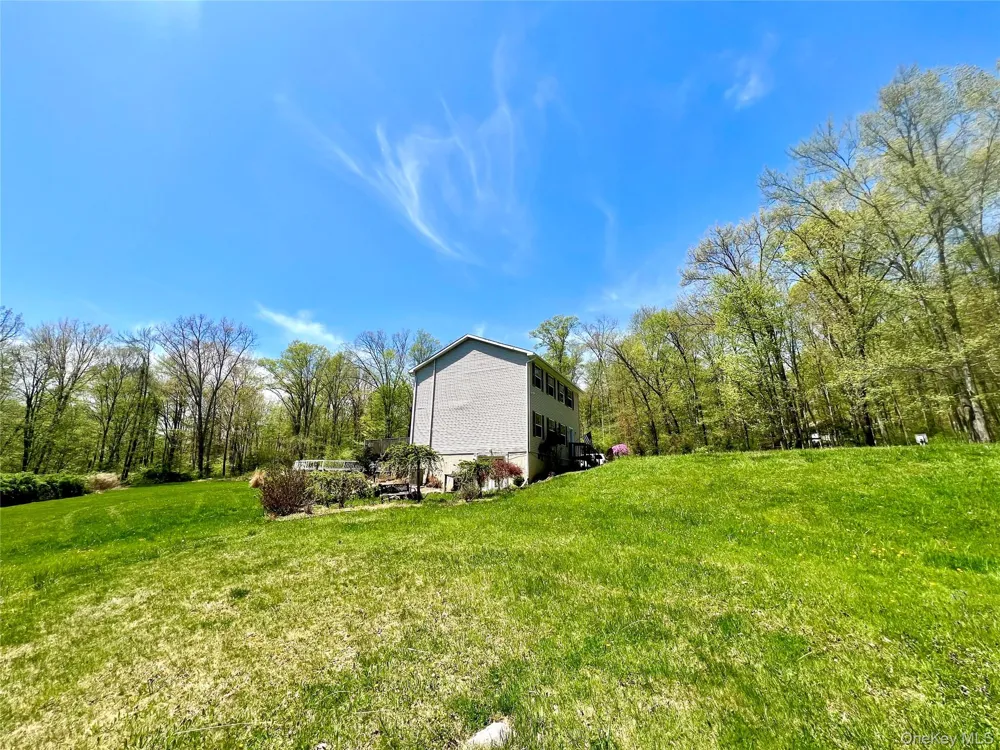 3222 New Prospect Road Pine Bush, NY 12566