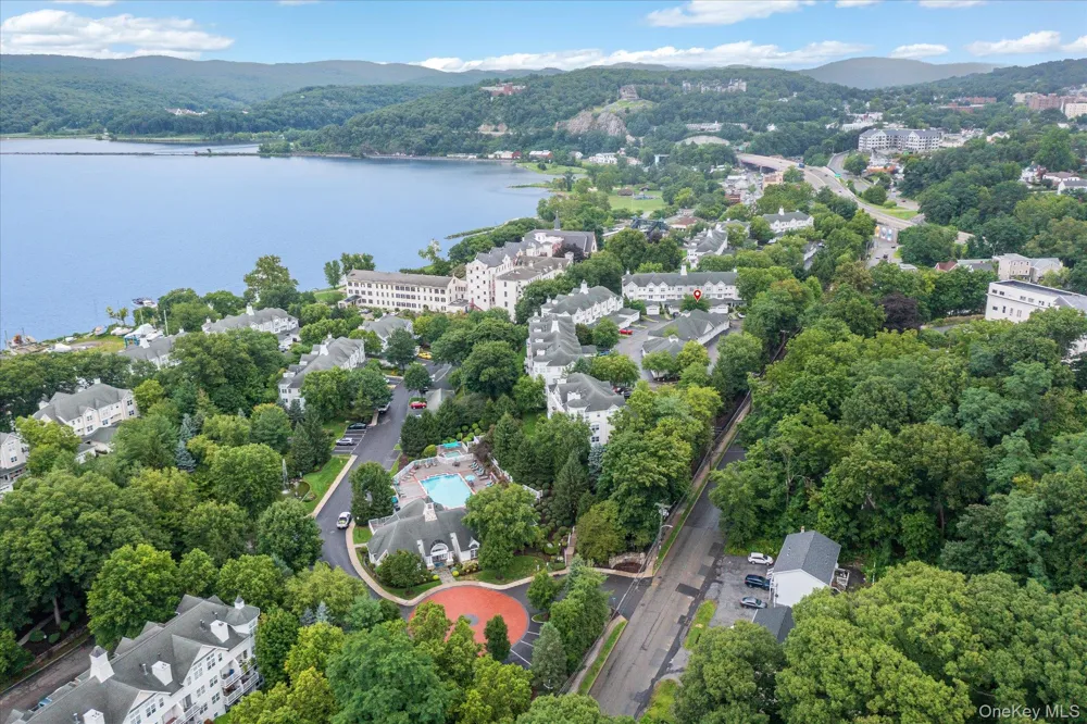 414 Highridge Court Peekskill, NY 10566