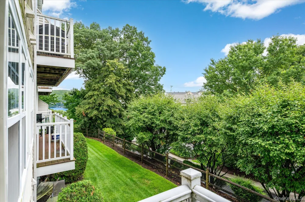 414 Highridge Court Peekskill, NY 10566