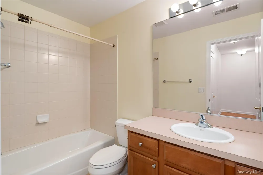 414 Highridge Court Peekskill, NY 10566