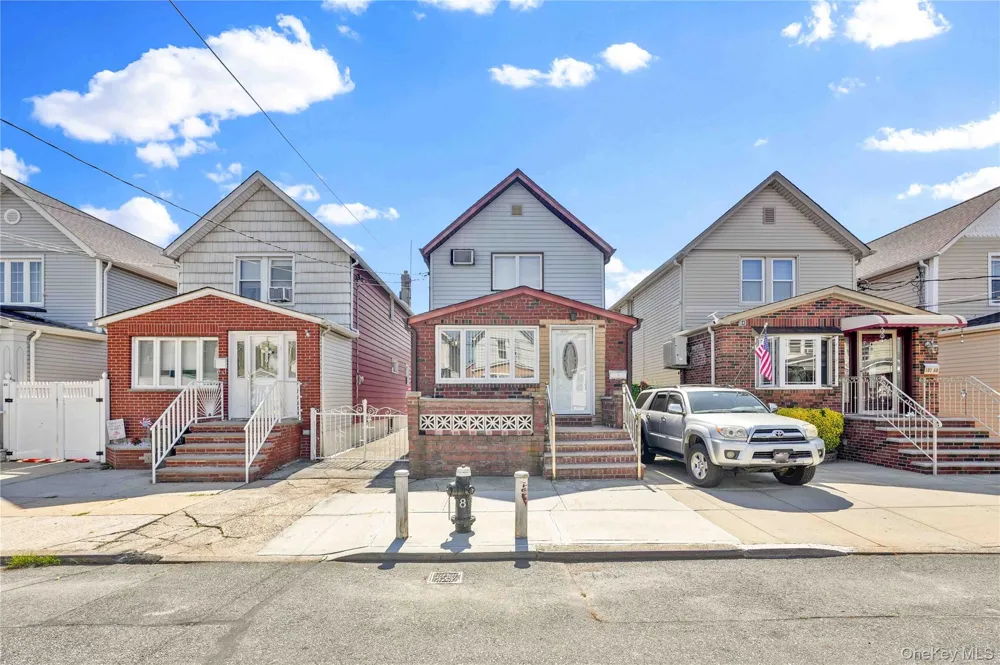 10762 106th Street Ozone Park, NY 11417