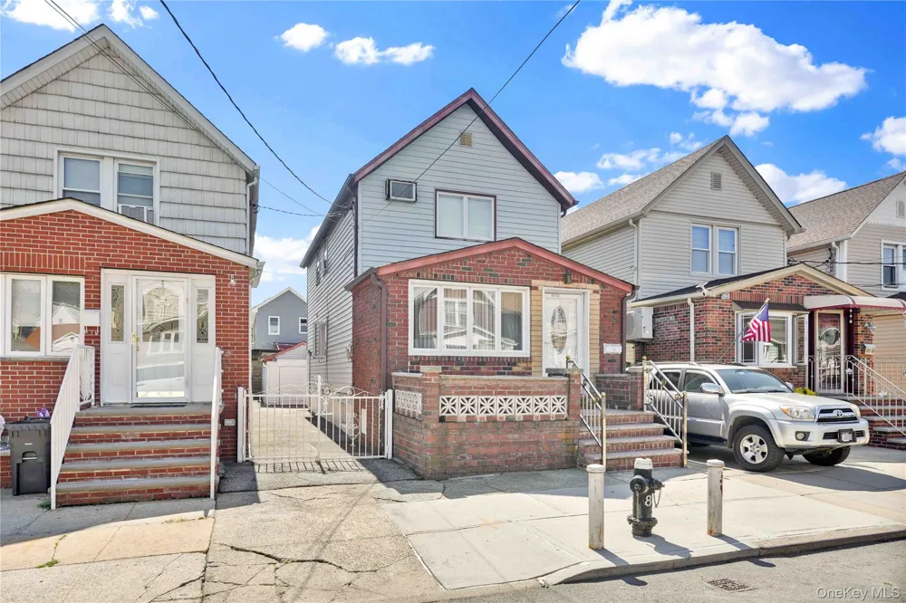 10762 106th Street Ozone Park, NY 11417