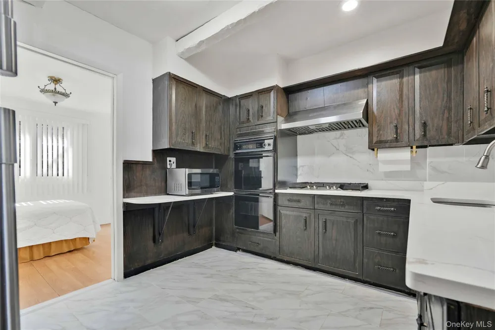 10762 106th Street Ozone Park, NY 11417