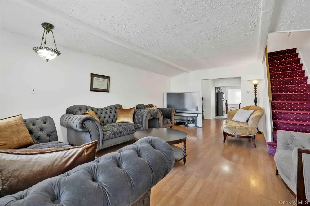 10762 106th Street Ozone Park, NY 11417