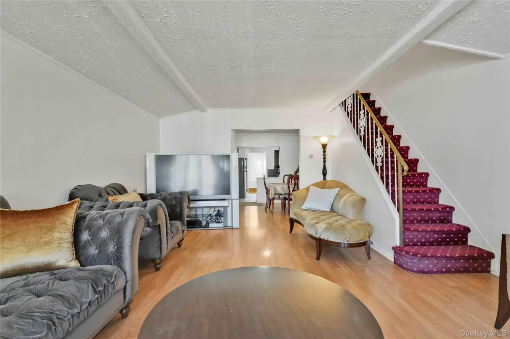 10762 106th Street Ozone Park, NY 11417
