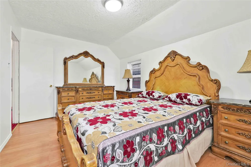 10762 106th Street Ozone Park, NY 11417