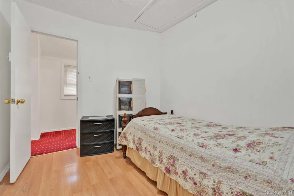 10762 106th Street Ozone Park, NY 11417