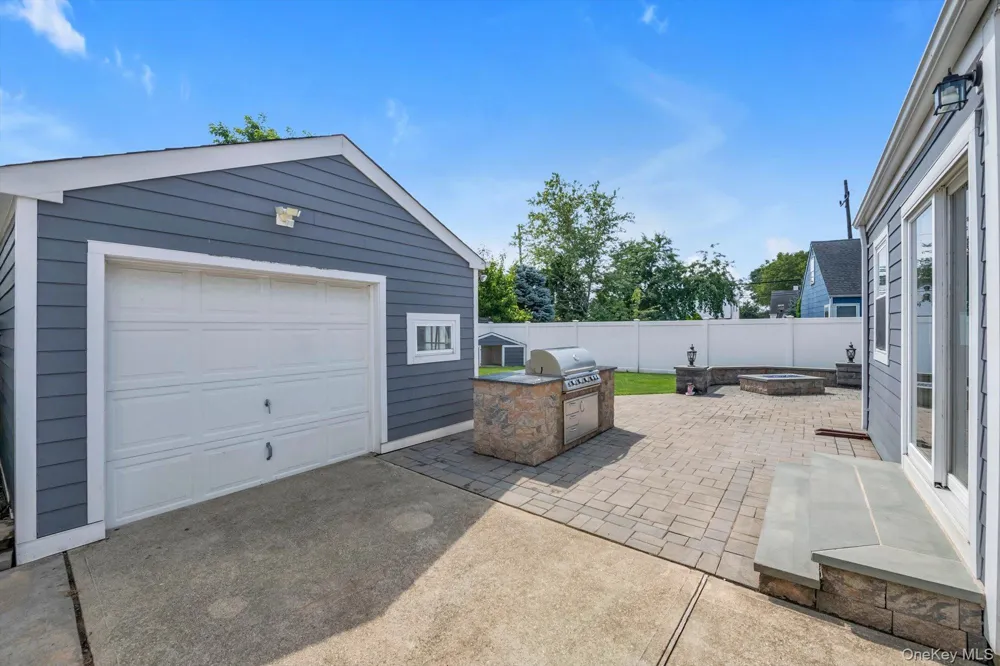 3315 2nd Street Oceanside, NY 11572
