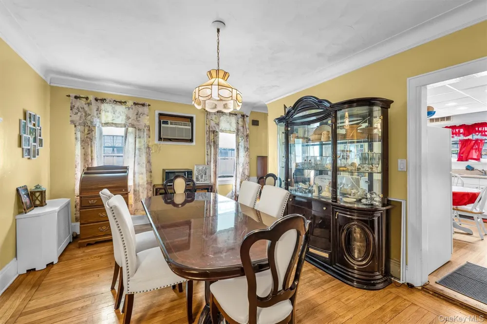 11510 Van Wyck Expressway South Ozone Park, NY 11420