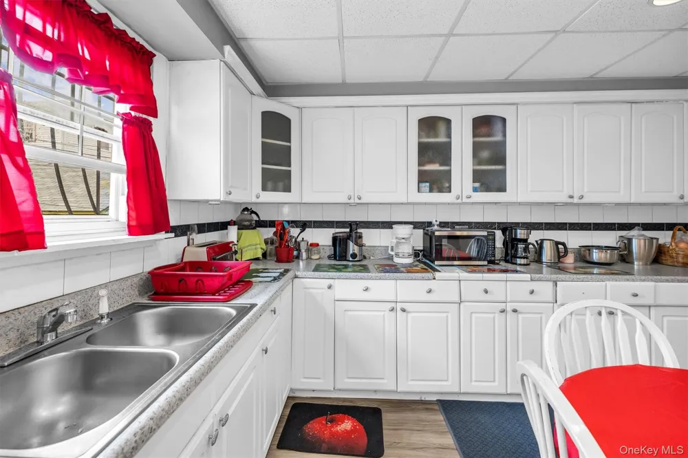11510 Van Wyck Expressway South Ozone Park, NY 11420