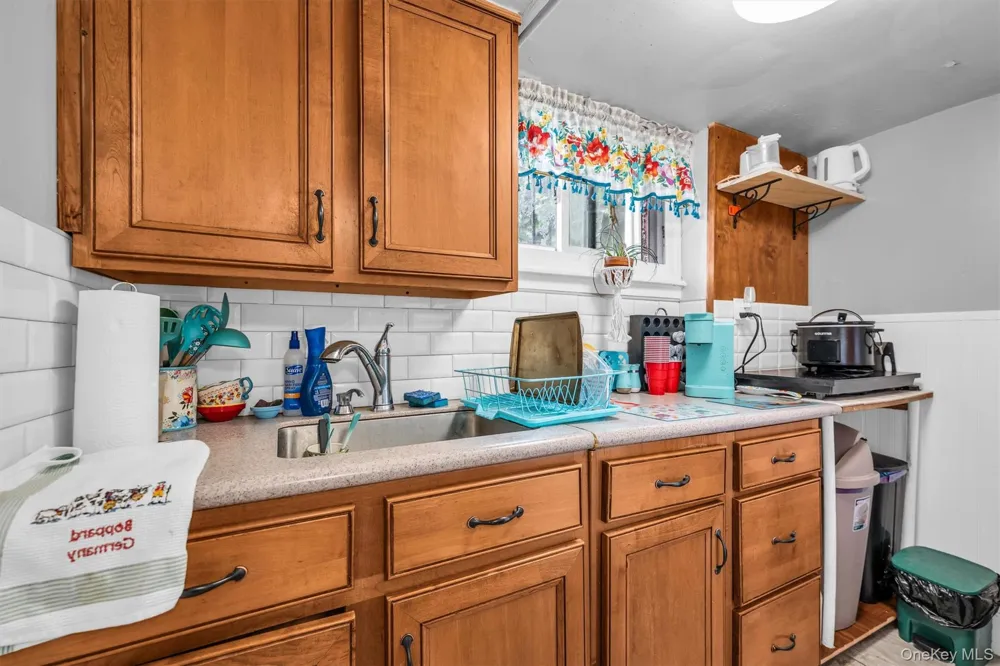 11510 Van Wyck Expressway South Ozone Park, NY 11420