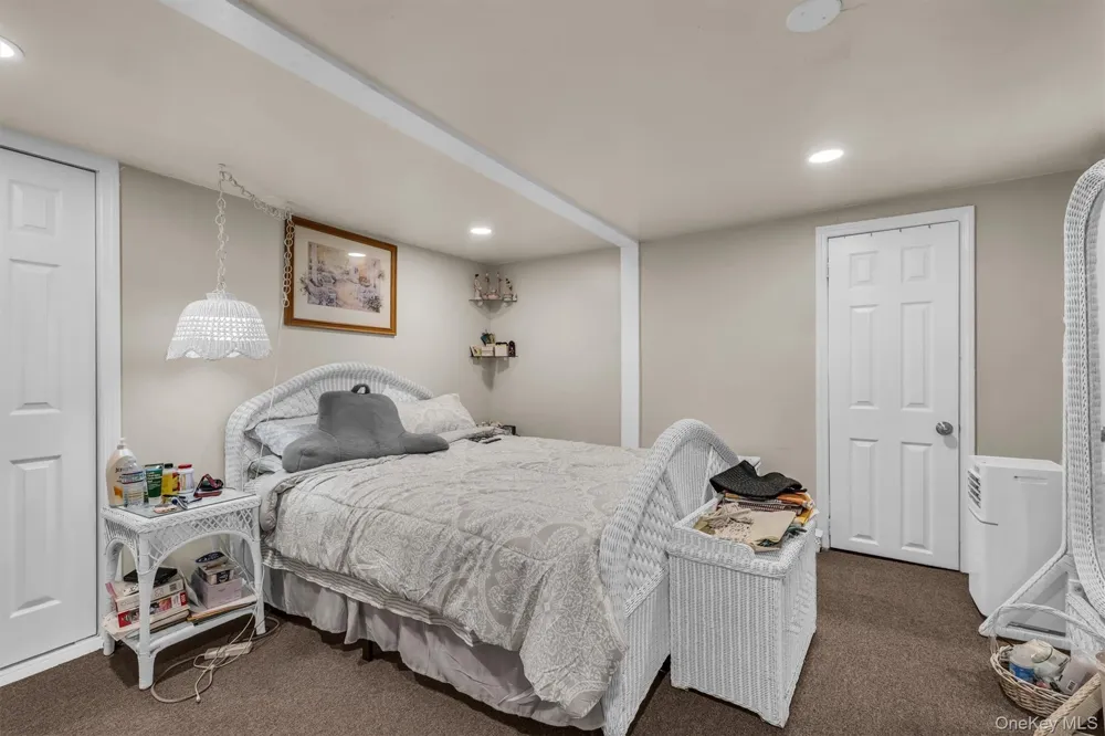 11510 Van Wyck Expressway South Ozone Park, NY 11420
