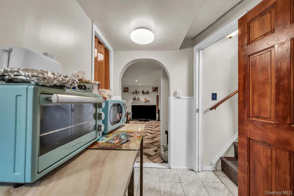 11510 Van Wyck Expressway South Ozone Park, NY 11420
