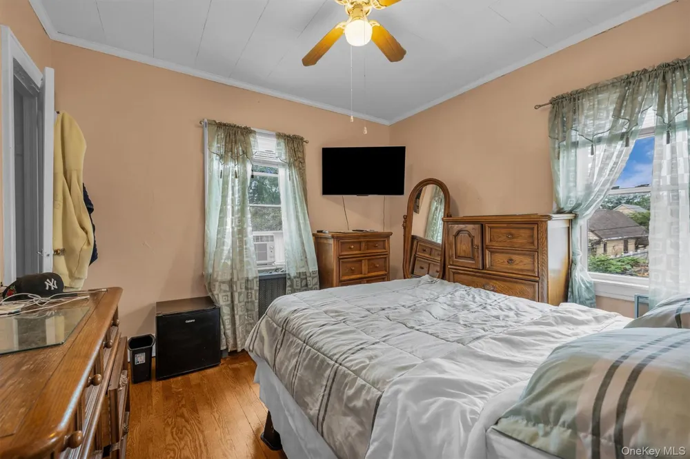 11510 Van Wyck Expressway South Ozone Park, NY 11420
