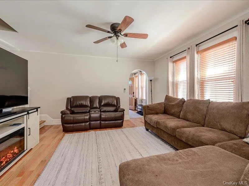 721 Edison Avenue Bronx, NY 10465
