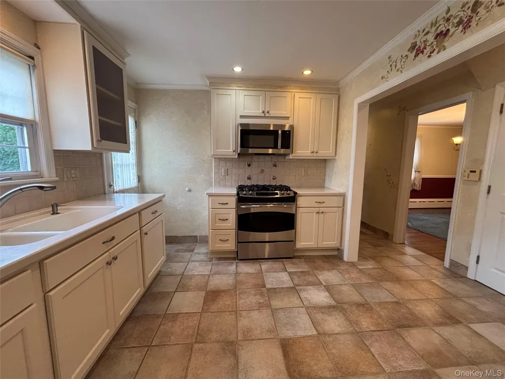 51 Coakley Avenue Harrison, NY 10528