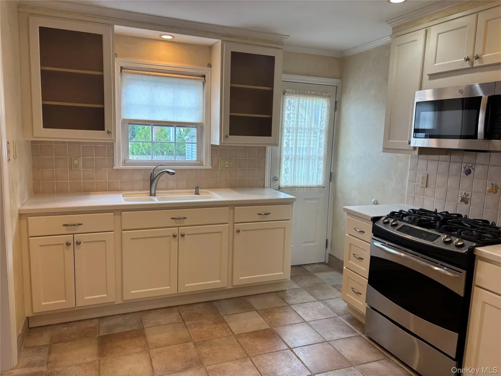 51 Coakley Avenue Harrison, NY 10528