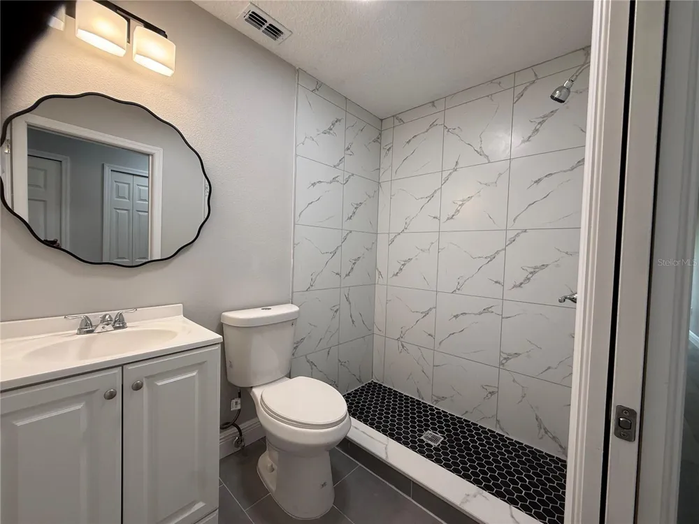 225 E WARREN AVENUE Longwood, FL 32750