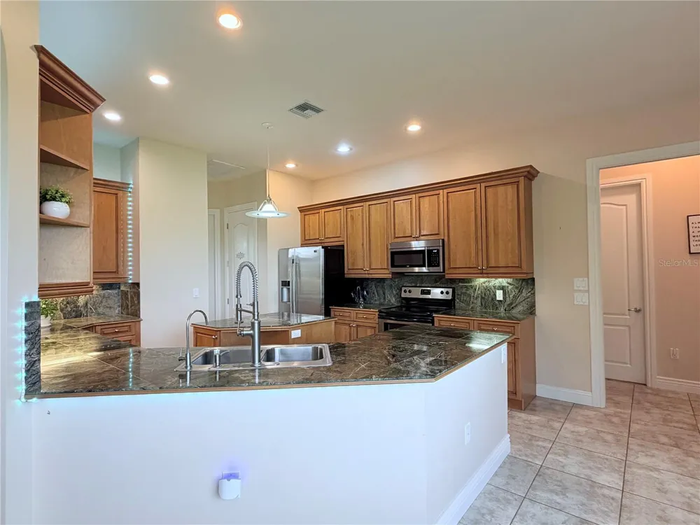 324 SANTURCE AVENUE North Port, FL 34287