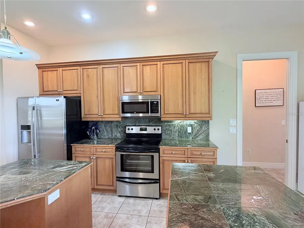 324 SANTURCE AVENUE North Port, FL 34287