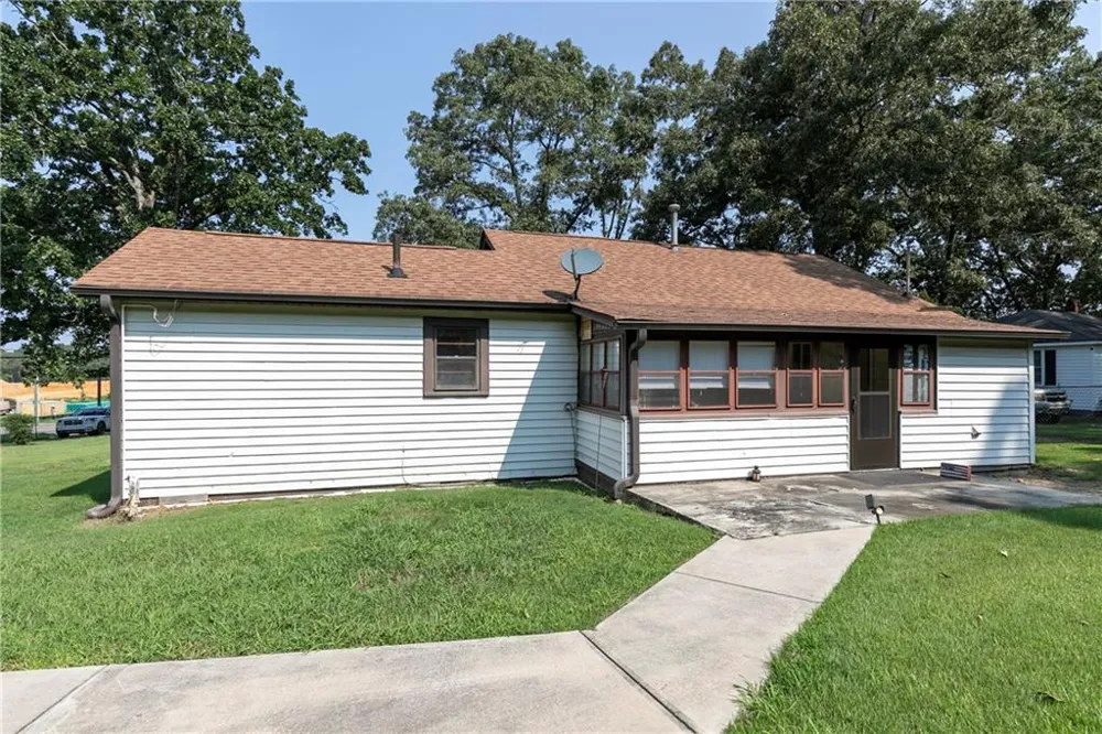 3186 Highway 411 NE White, GA 30184