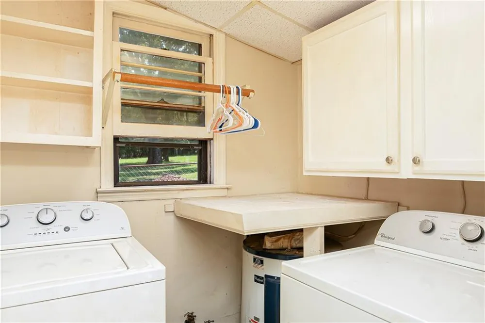 3186 Highway 411 NE White, GA 30184