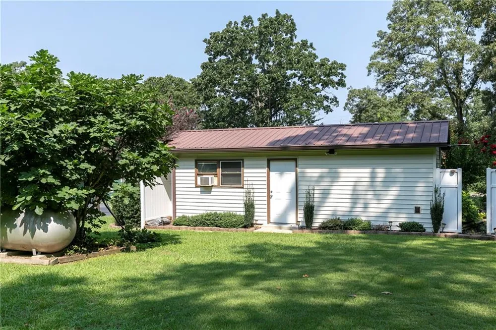 3186 Highway 411 NE White, GA 30184