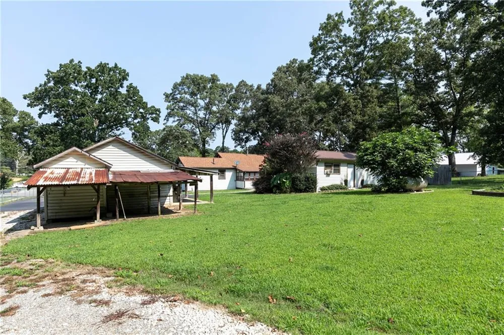 3186 Highway 411 NE White, GA 30184
