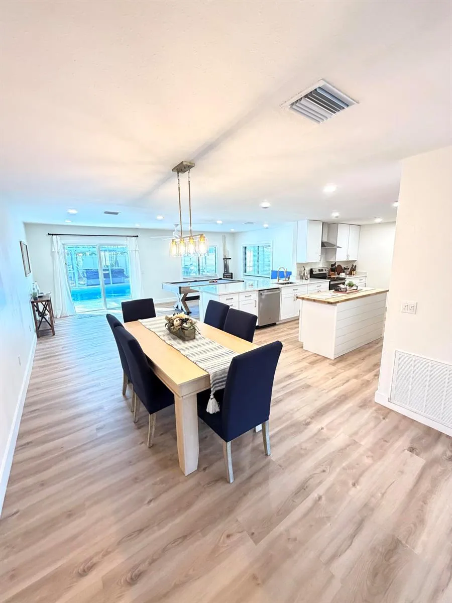 948 CANAL CIRCLE Sebastian, FL 32958