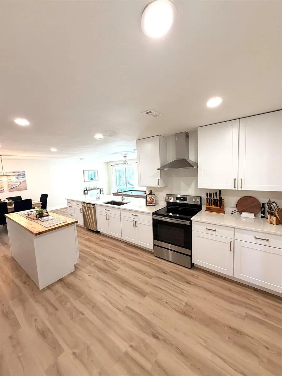948 CANAL CIRCLE Sebastian, FL 32958