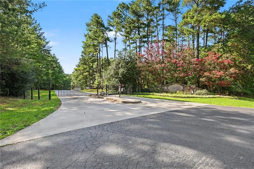 816 Crystal Bay Drive Denton, NC 27239