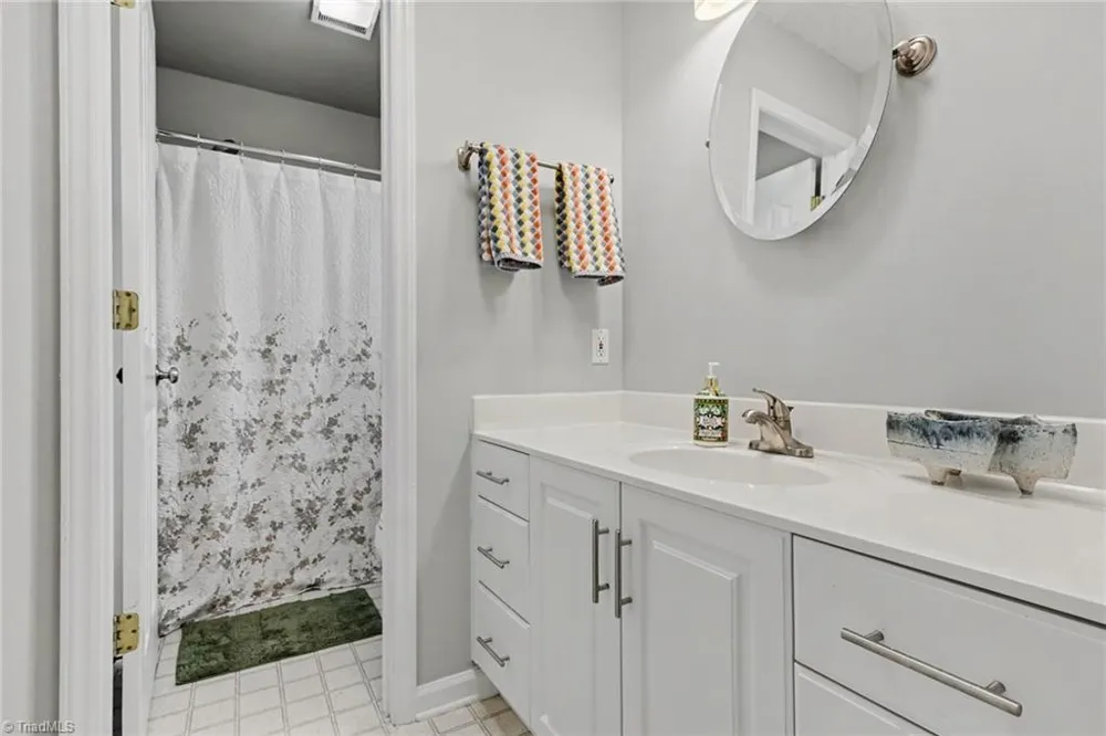 816 Crystal Bay Drive Denton, NC 27239